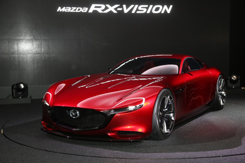 Mobil Merah