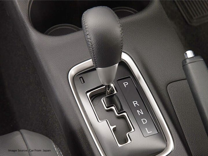 10 Tips Perawatan Mobil Matic