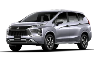 mobil mewah keluarga