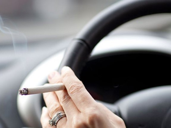 Cara Menghilangkan Bau Rokok di Mobil dengan Mudah dan Ampuh