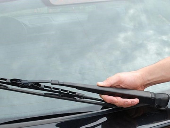 cara merawat wiper mobil