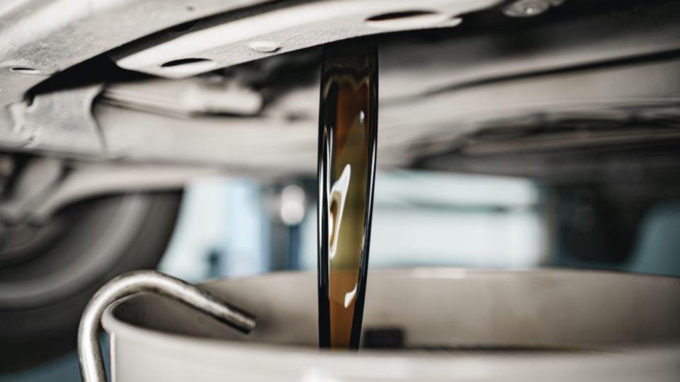 cara mengatasi oli rembes tanpa bongkar mesin mobil