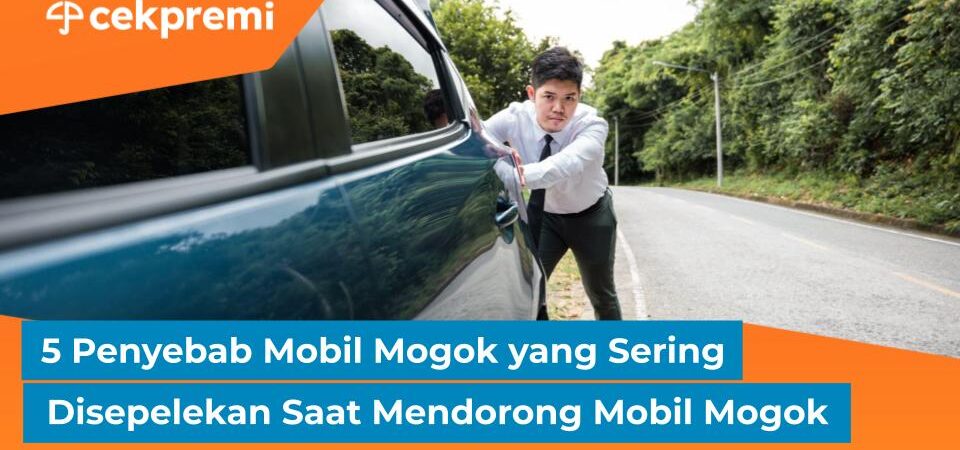 mendorong mobil mogok