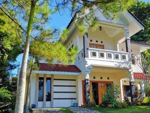 rekomendasi villa di batu