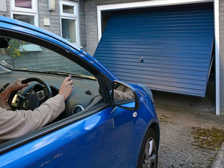 mobil untuk garasi kecil