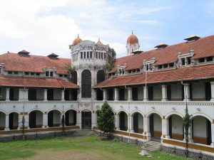 bangunan berserah indonesia lawang sewu
