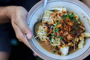 kupat tahu bandung