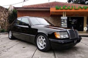 mercedes harga di bawah 50 juta
