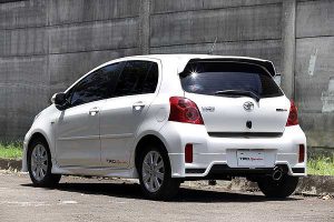 Harga Mobil Bekas di Bawah Rp100 juta toyota yaris